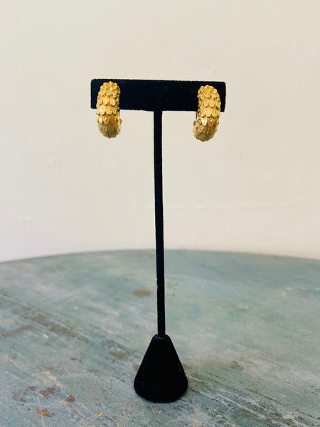 Cast Gold Scalloped Hoop Earrings