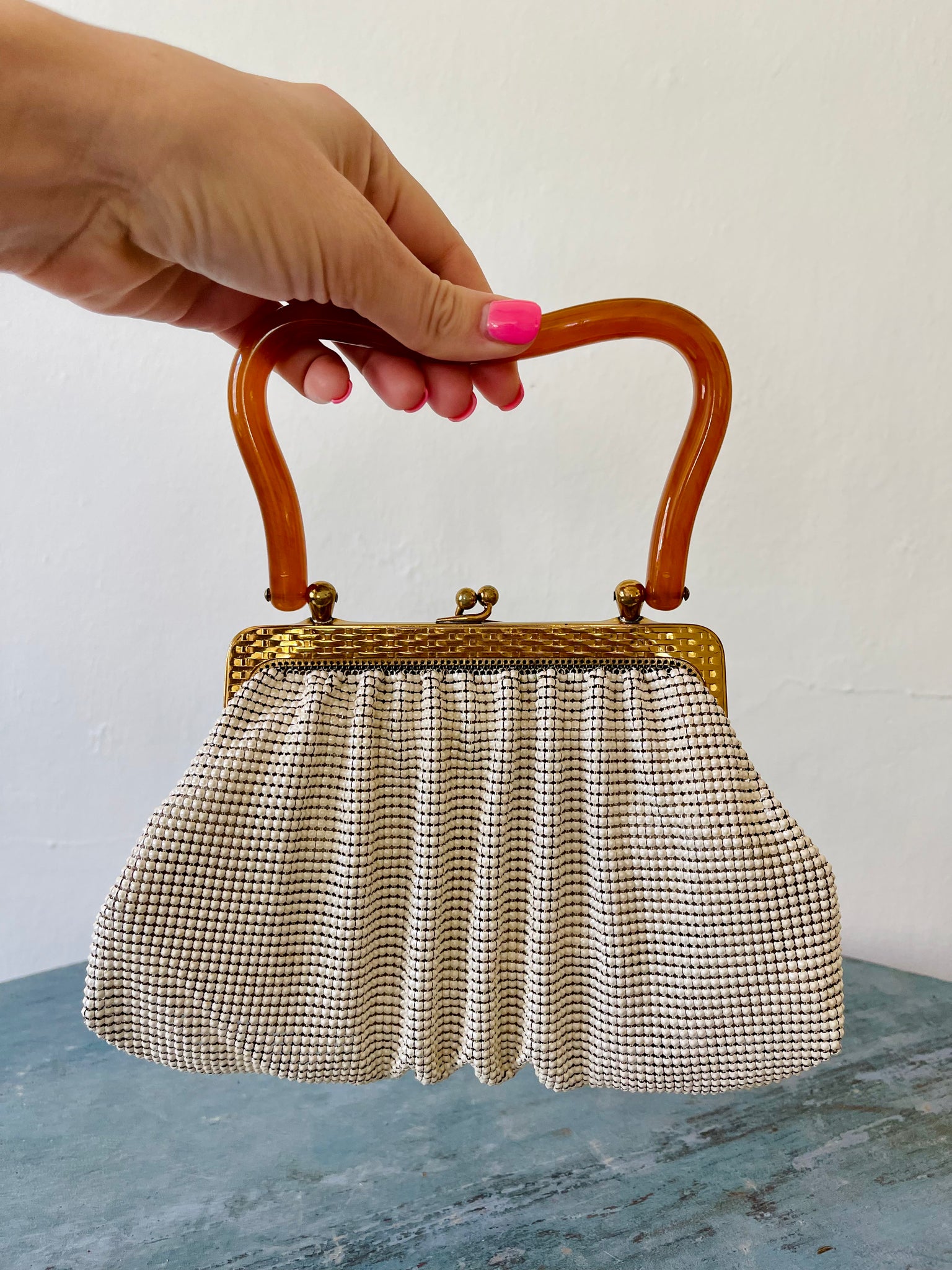 Pearlised Mesh Evening Bag With Bakelite Handle