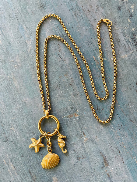 Starfish, Seahorse and Shell Pendant look