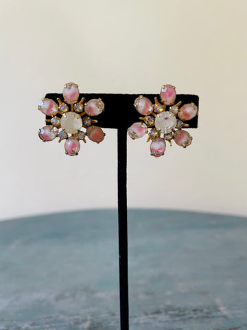 Pink-and-White Givré Floral Clip Earrings